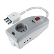 Presa Multipla Usb 2P+T-16A-(S17) Random 1x2P+T-16A-(P30) 2x2P+T-16A-(P17/11) 1xUSB 5V 2.1A - SCAME 165.20431.R