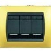 Living International, Placca 3 Posti, Oro Satinato - BTICINO L4803OS