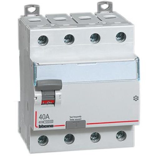 Interruttore Differenziale SALVAVITA 4P tipo AC - In 40A - Idn 0.03A - BTICINO G743AC40