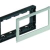 Supporto e mostrina 4 moduli LivingLight, grigio chiaro - BTICINO 150675