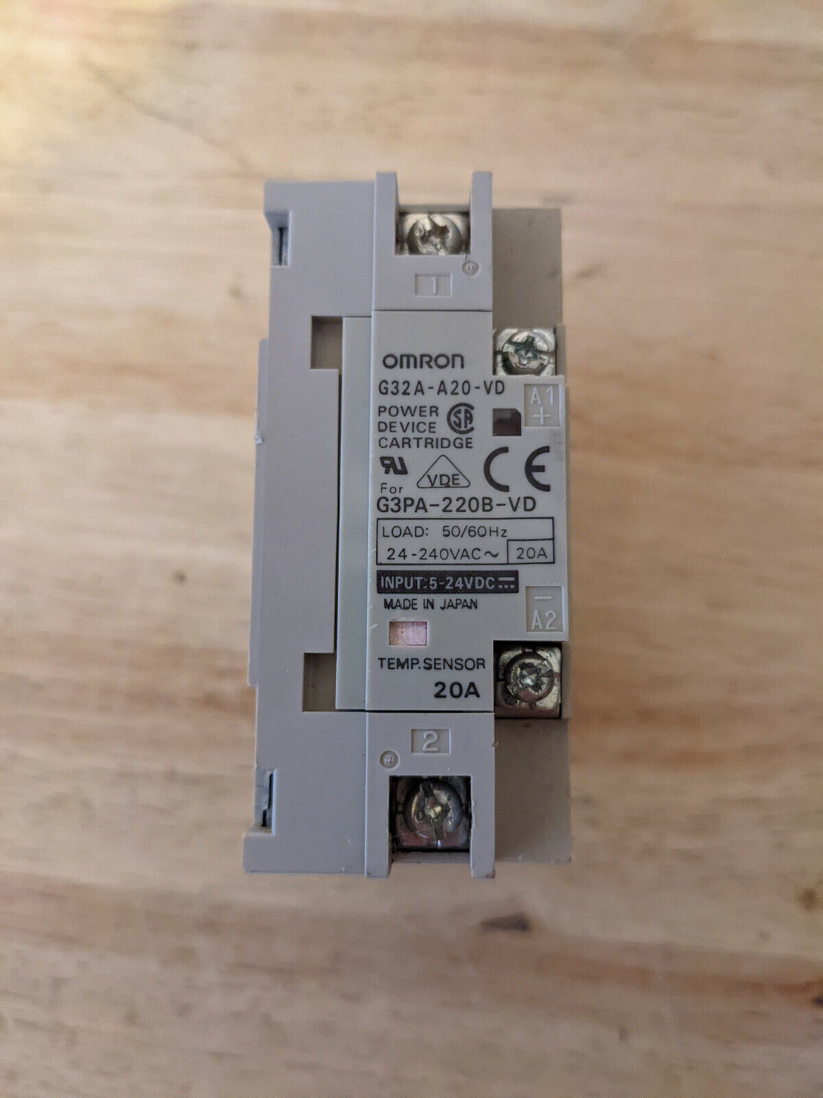 Relè a stato solido A montaggio industriale, 20A - OMRON G32AA20VDDC524-1