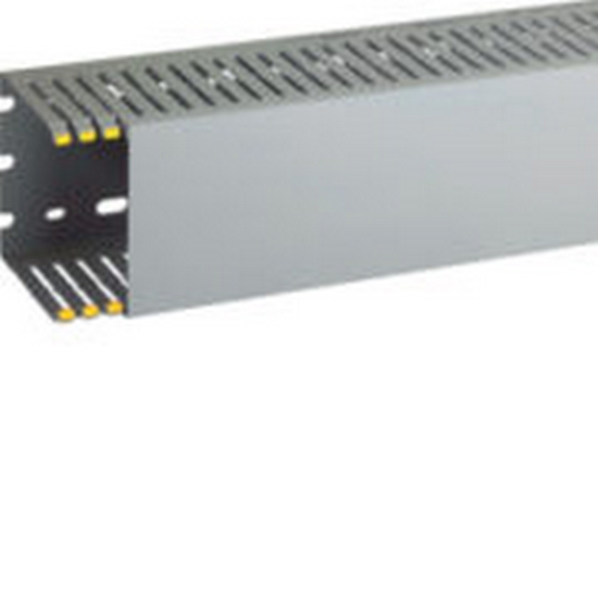 T1-EN 80x80 G Canalina con coestruso morbido modulo 10 feritoia 4, Grigio (2 ML) - BOCCHIOTTI B02586