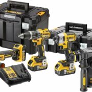 Dewalt Kit 4 Attrezzi XR 18V=DCD796 Trapano a percussione + Avvitatore a percussione DCF887 + Smerigliatrice DCG405 + Martello DCH273 + 3 batterie agli ioni di litio da 5,0 Ah - DEWALT DCK422P3T-QW