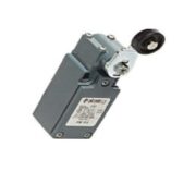 Finecorsa Leva R 40mm, rullo di plastica Ø20mm NO + NC 10A - PIZZATO FM 554