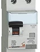 Interruttore Magnetotermico Differenziale 1P+N 4,5kA Idn 0,03A tipo AC 2 moduli DIN 230V In=32A - BTICINO GC8813AC32